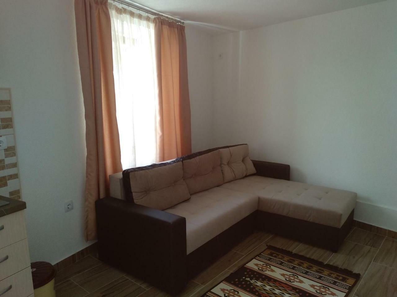 At George'S Apartments Охрид Экстерьер фото