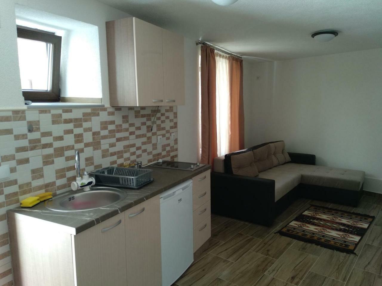 At George'S Apartments Охрид Экстерьер фото